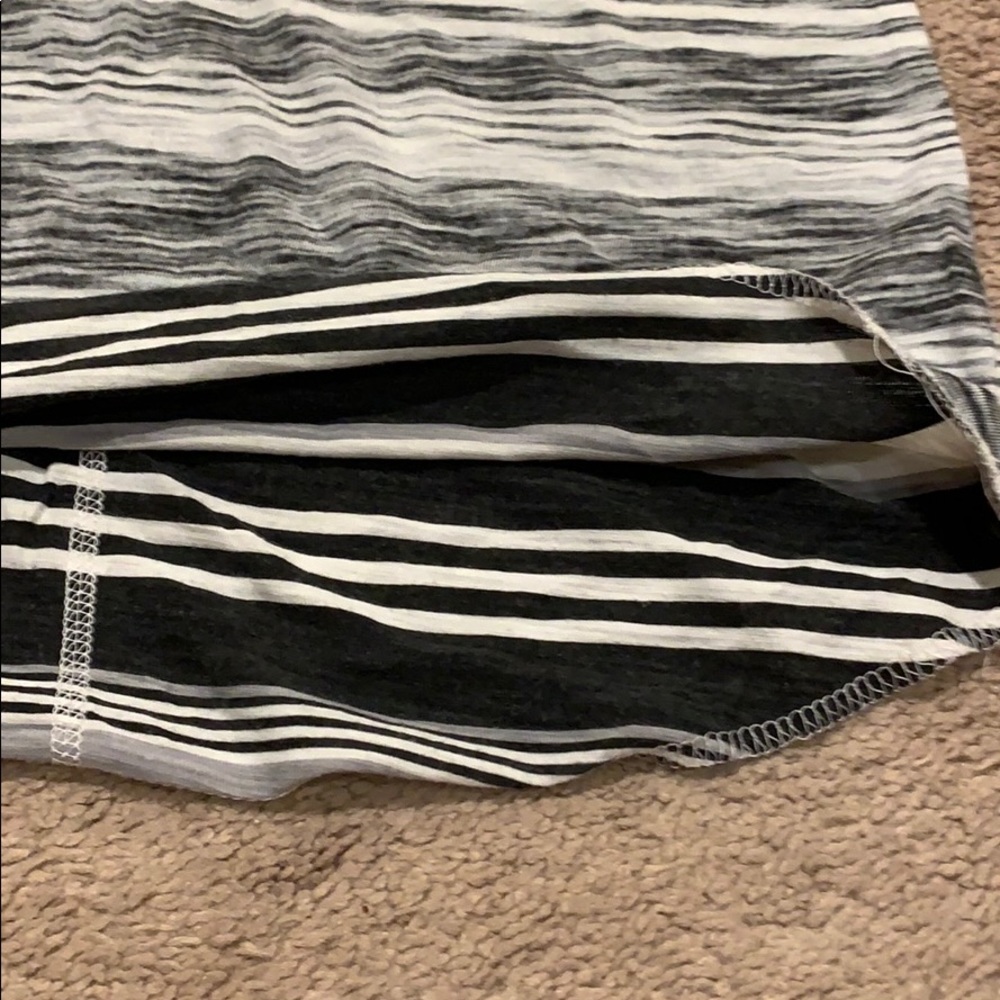 MOSSIMO Racerback Tank. Size XS - Picture 3 of 4